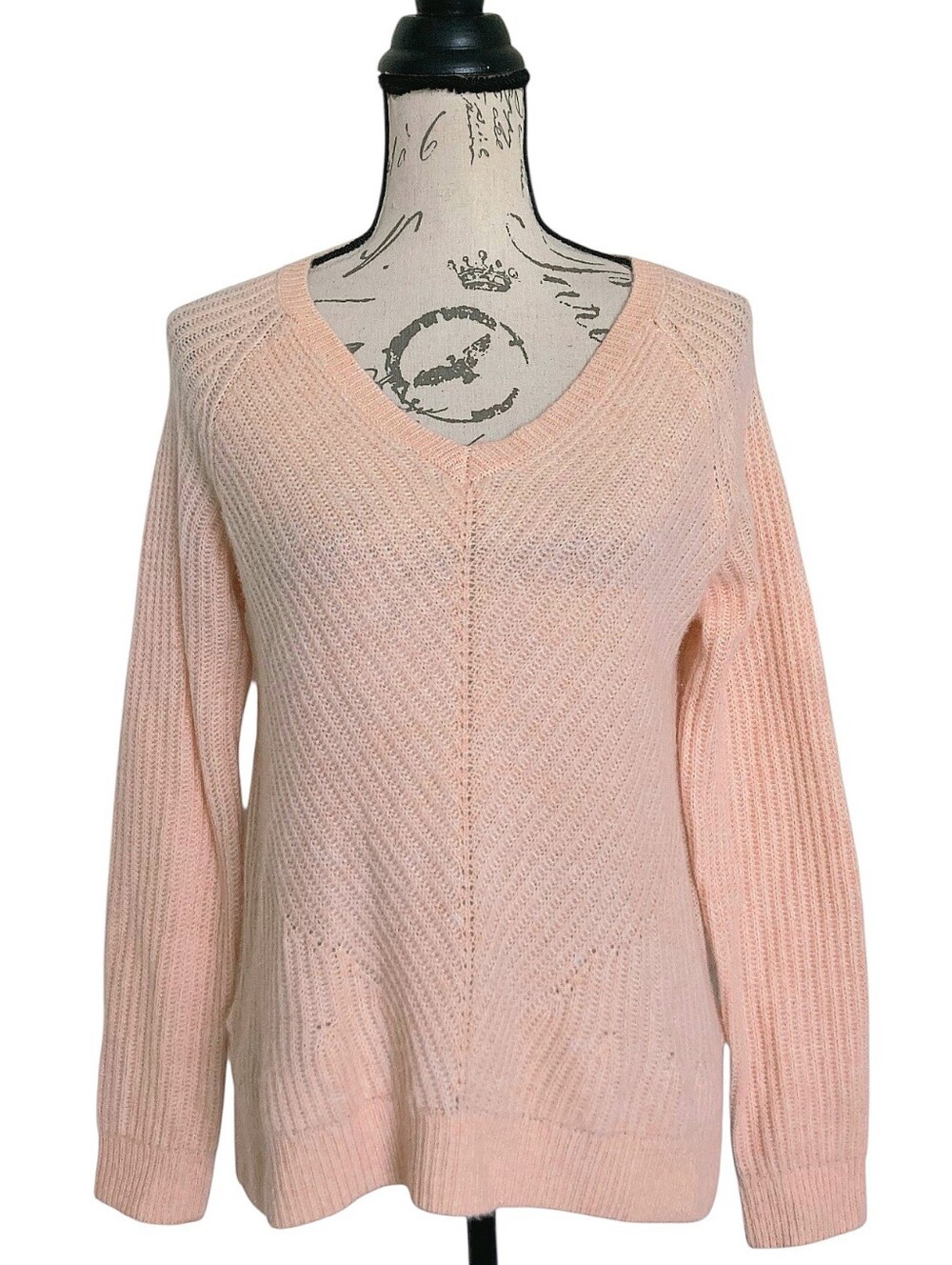 Moth Anthropologie 100% Cashmere V Neck knit Sweater S Pink Ribbed quiet luxury - Picture 4 of 17